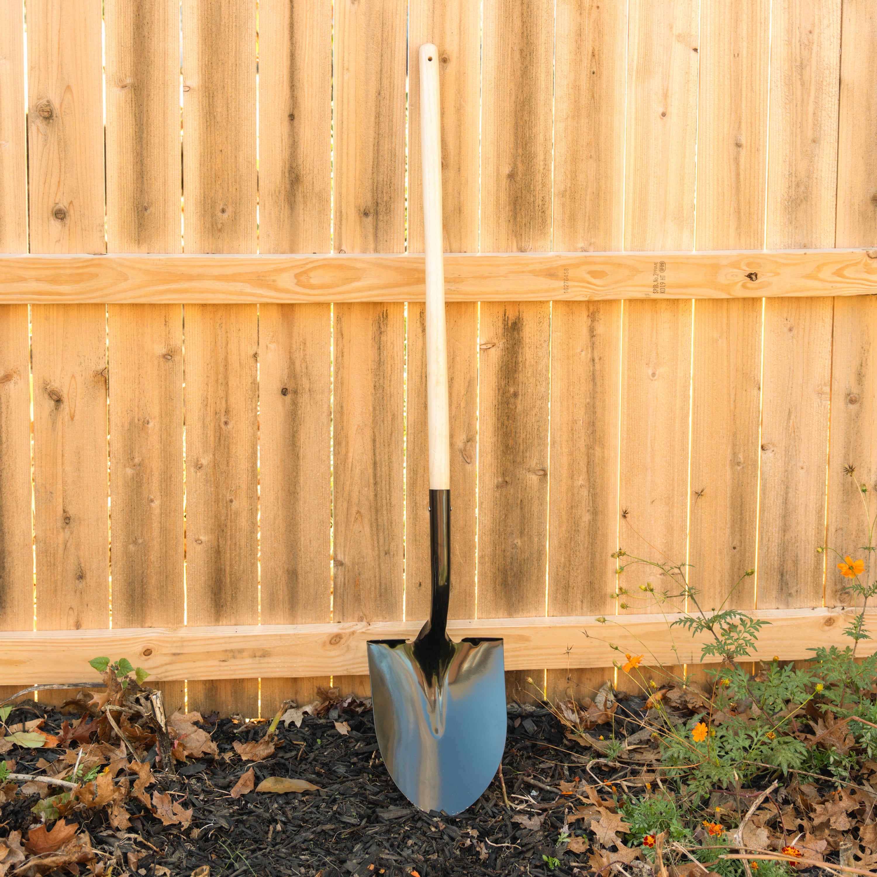 Expert Gardener Round-point Shovel with Wood Handle