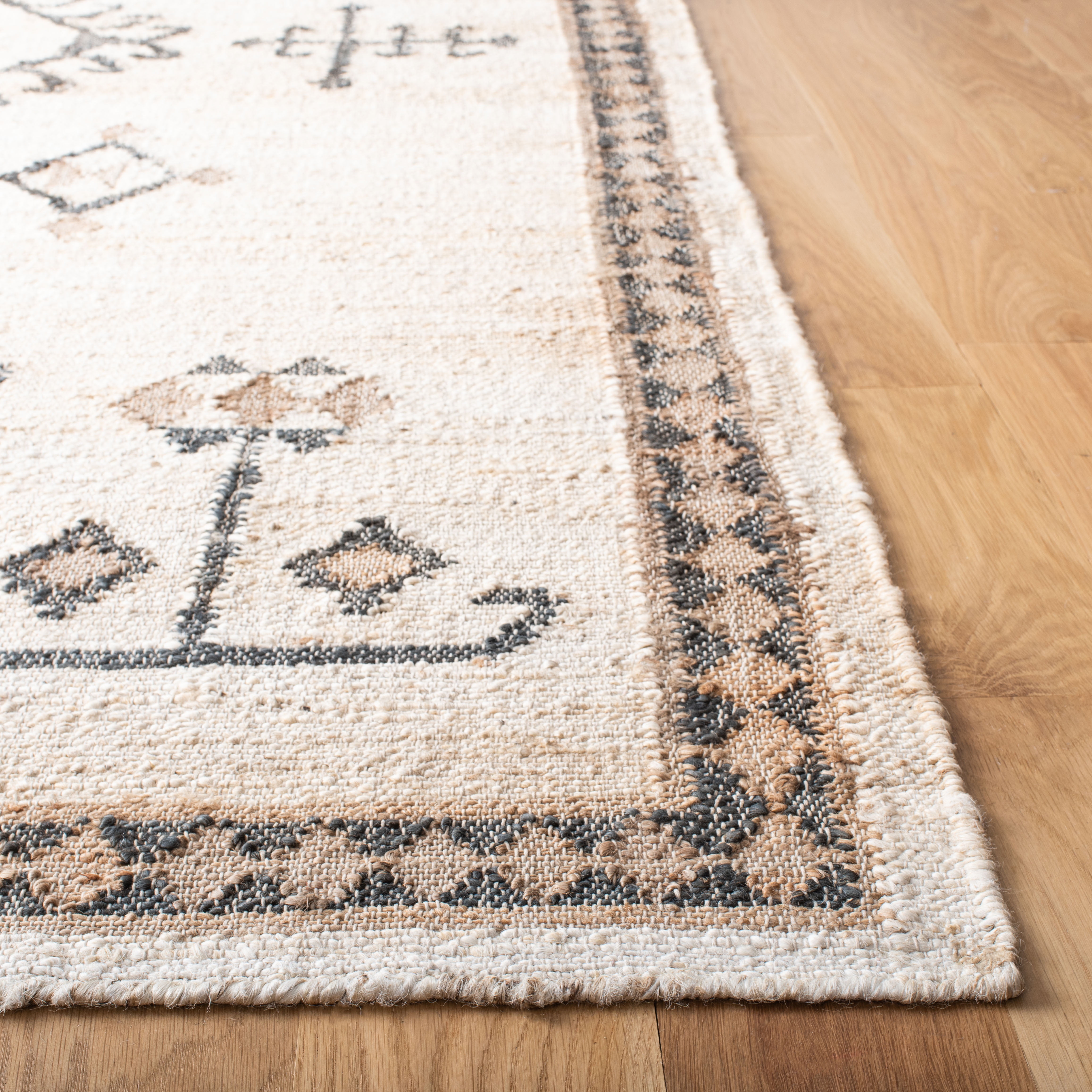 SAFAVIEH Kilim Lisette Tribal Runner Rug, Ivory/Black, 2'3" x 9'