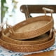 thumbnail image 5 of Bandeja circular tejida a mano con asas de bambú, ideal para frutas, estilo vietnamita, incluye opción de empaque OPP al solicitar (Tamaño S)., 5 of 5
