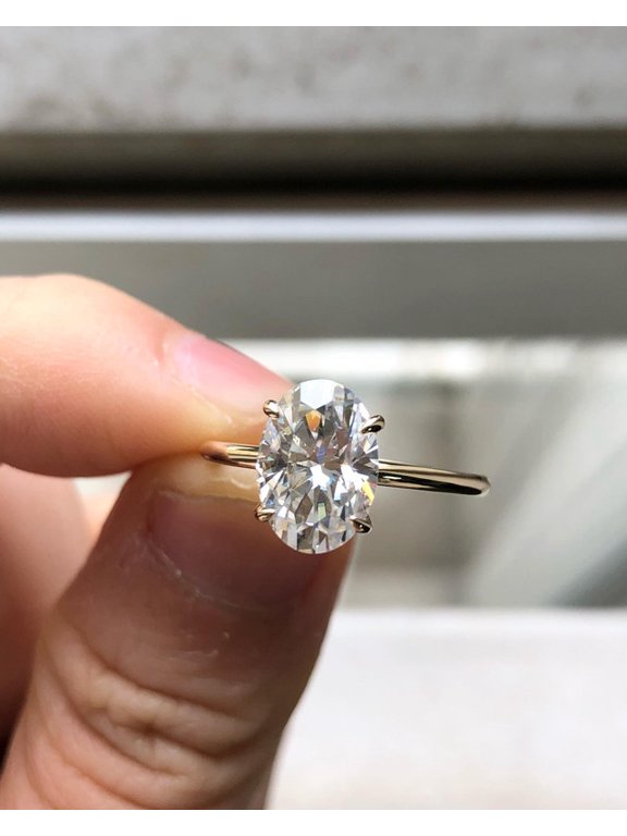 2.00CT Elegant Oval Cut Moissanite Solitaire Prong Setting Timeless Engagement Style Look for Occasions Unique Ring 925 Sterling Silver