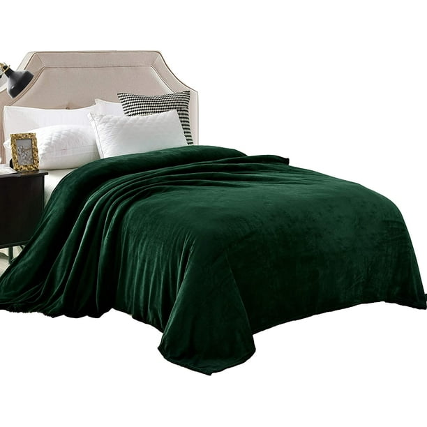 Exclusivo Mezcla King Size Velvet Flannel Fleece Plush Queen Size Bed