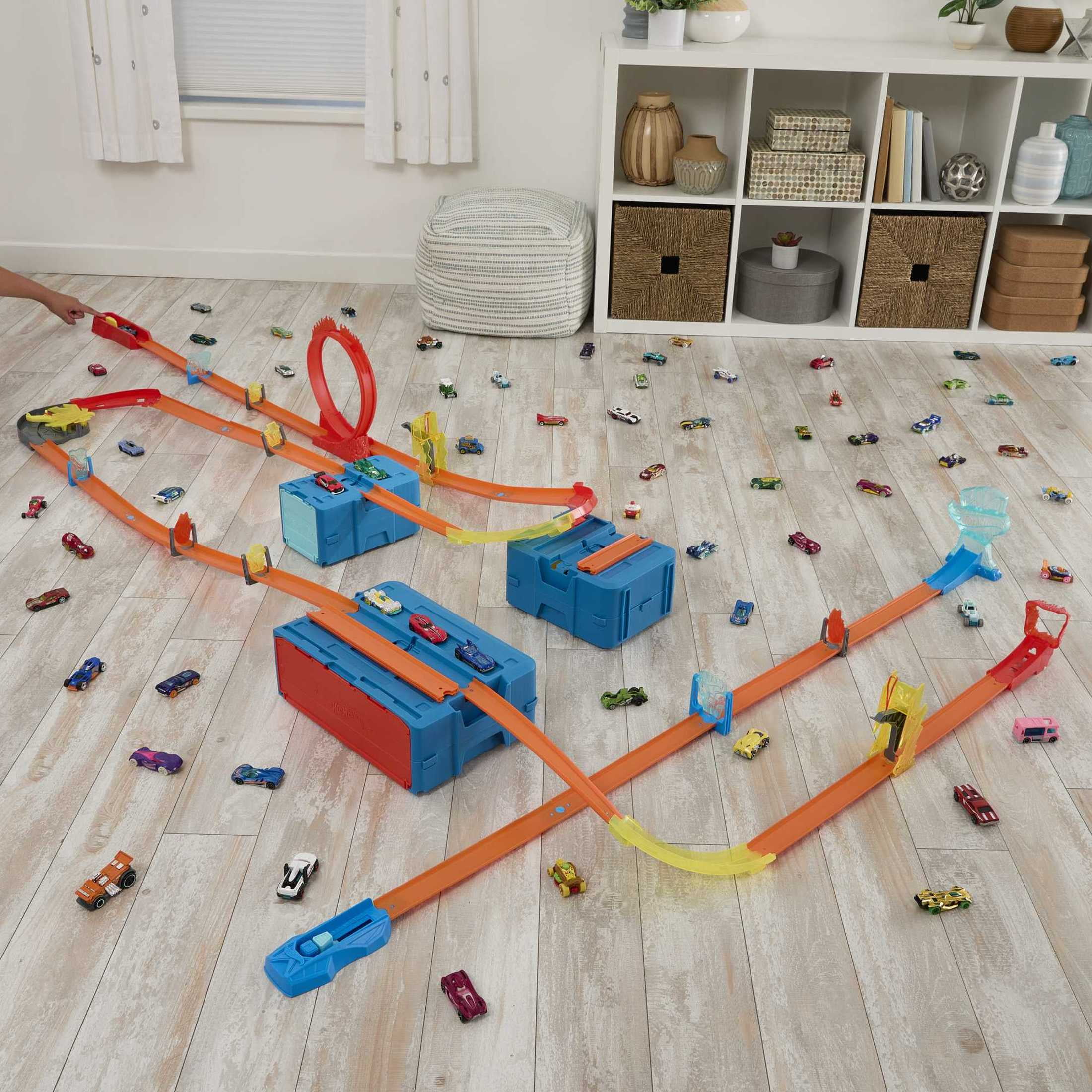 Hot Wheels Track Builder Lightning Boost Pack, Toy Car & Storage Container (12 Track Pieces)