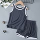 thumbnail image 2 of Conjunto de pijama de verano para niño REDARER: camiseta sin mangas y pantalones cortos holgados para mayor comodidad en casa, talla 5-6 años, 2 of 4