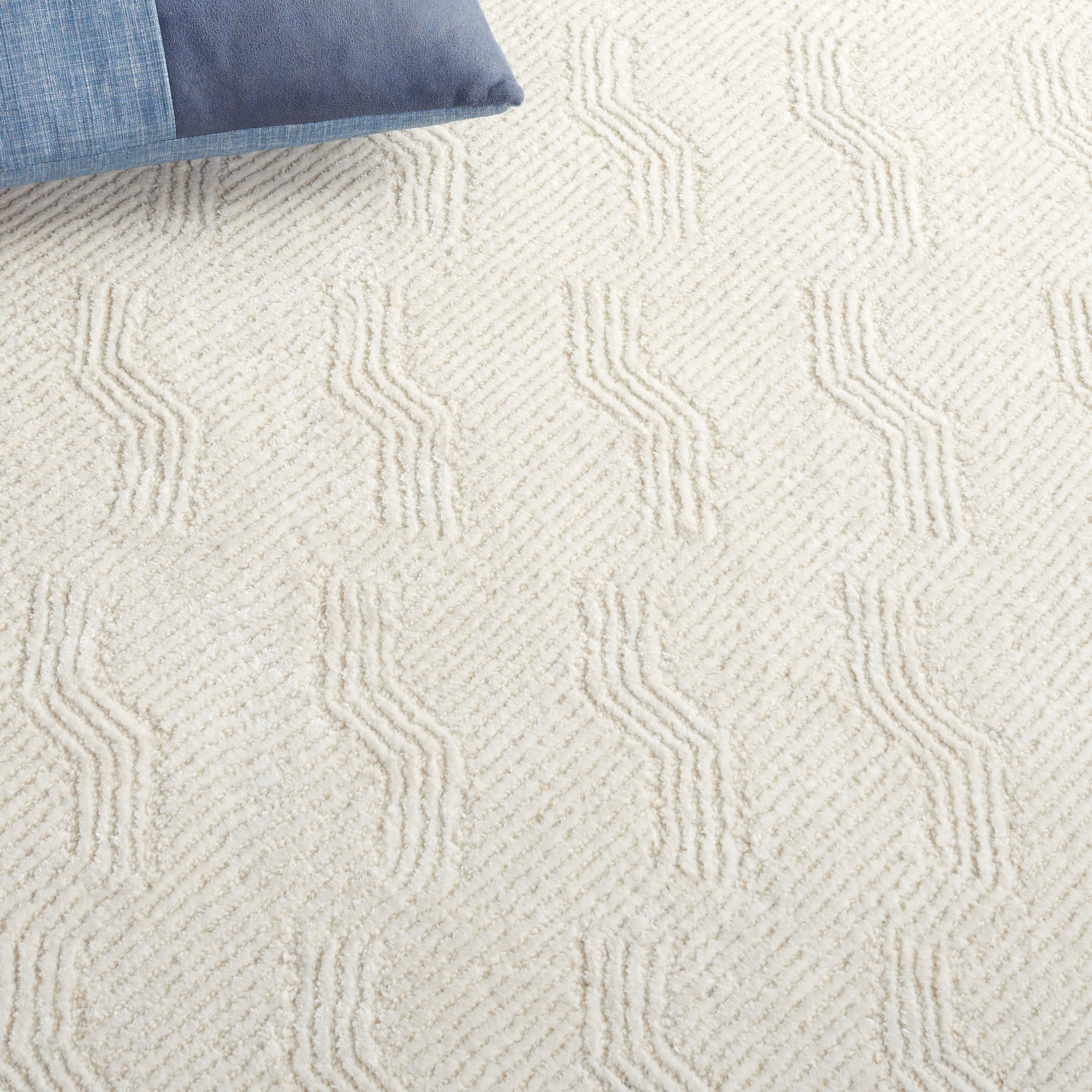 SAFAVIEH Glamour Jonette Geometric Area Rug, Ivory, 5' x 8'