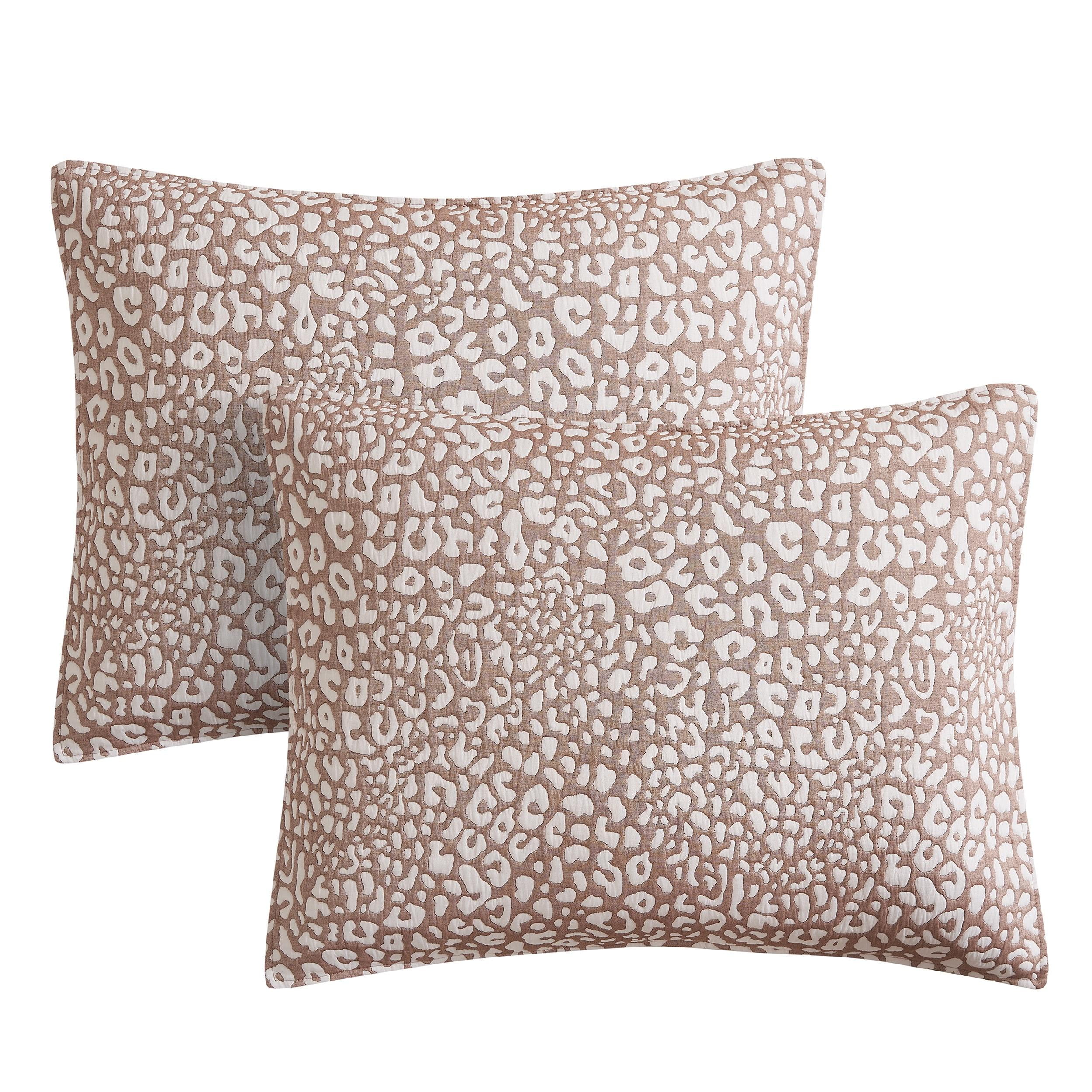 DESIGN STUDIO Leopard Cocoa 3-Piece All-Season Soft Woven Matelasse Jacquard Reversible Cotton Blend Quilt Set - King