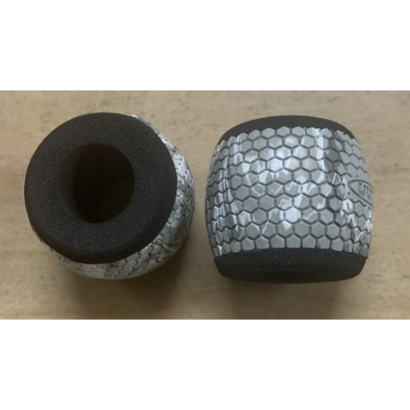 Winn Grips Reel Grip Sleeve 2pk - Barrel - Gray Camo