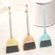 thumbnail image 5 of Kearding Conveniente juego de escoba y recogedor: diseñado para limpiezas rápidas Limpieza doméstica liviana Suministros de limpieza para el hogar naranja, 5 of 6