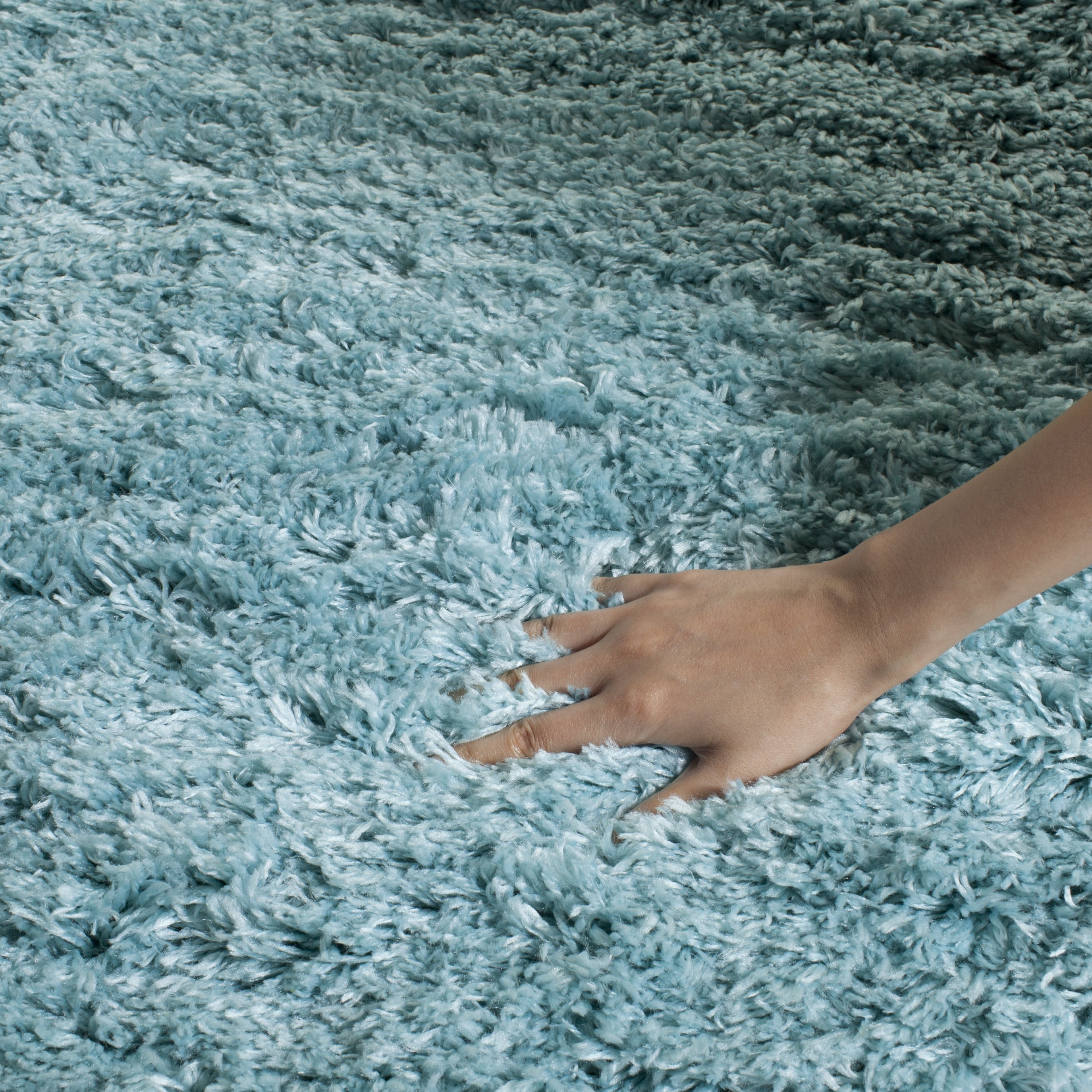 SAFAVIEH Polar Abbot Solid Shag Runner Rug, Light Turquoise, 2'3" x 10'