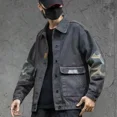thumbnail image 2 of Abrigos de mezclilla para hombre, chaqueta vaquera de camuflaje para hombre, con botones empalmados, estilo cargo coreano, lavado, talla grande, alta calidad, marca de diseñador, 2 of 5