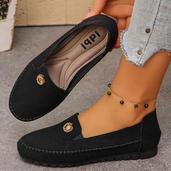 Samdudou Womens Loafers Casual Slip On Flat Shoes Closed Toe Faux Suede Moccasins with Metallic Flower Embellishment for Daily Work