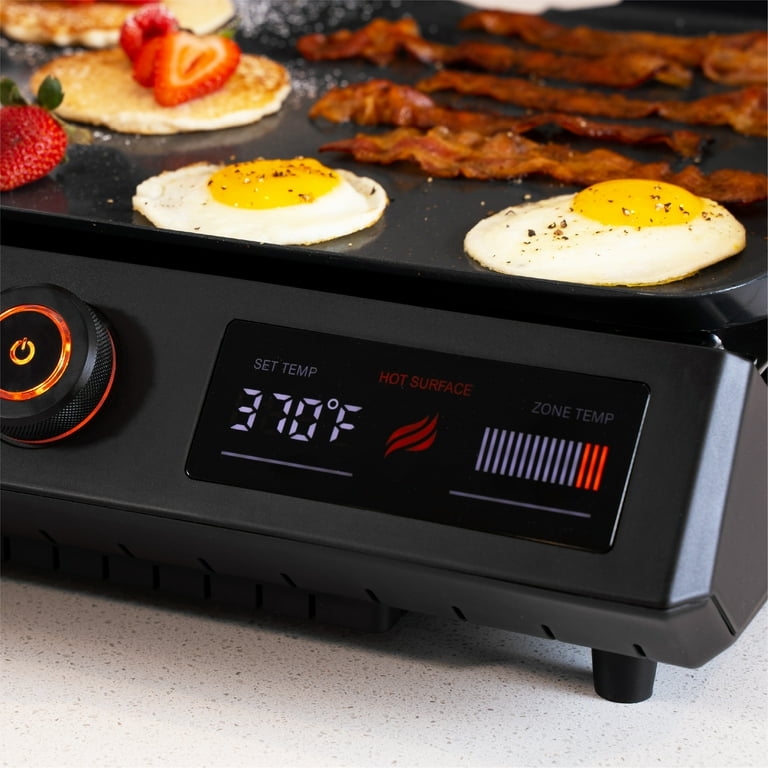 Blackstone E-Series 17" Electric Tabletop Griddle with Hood, Black