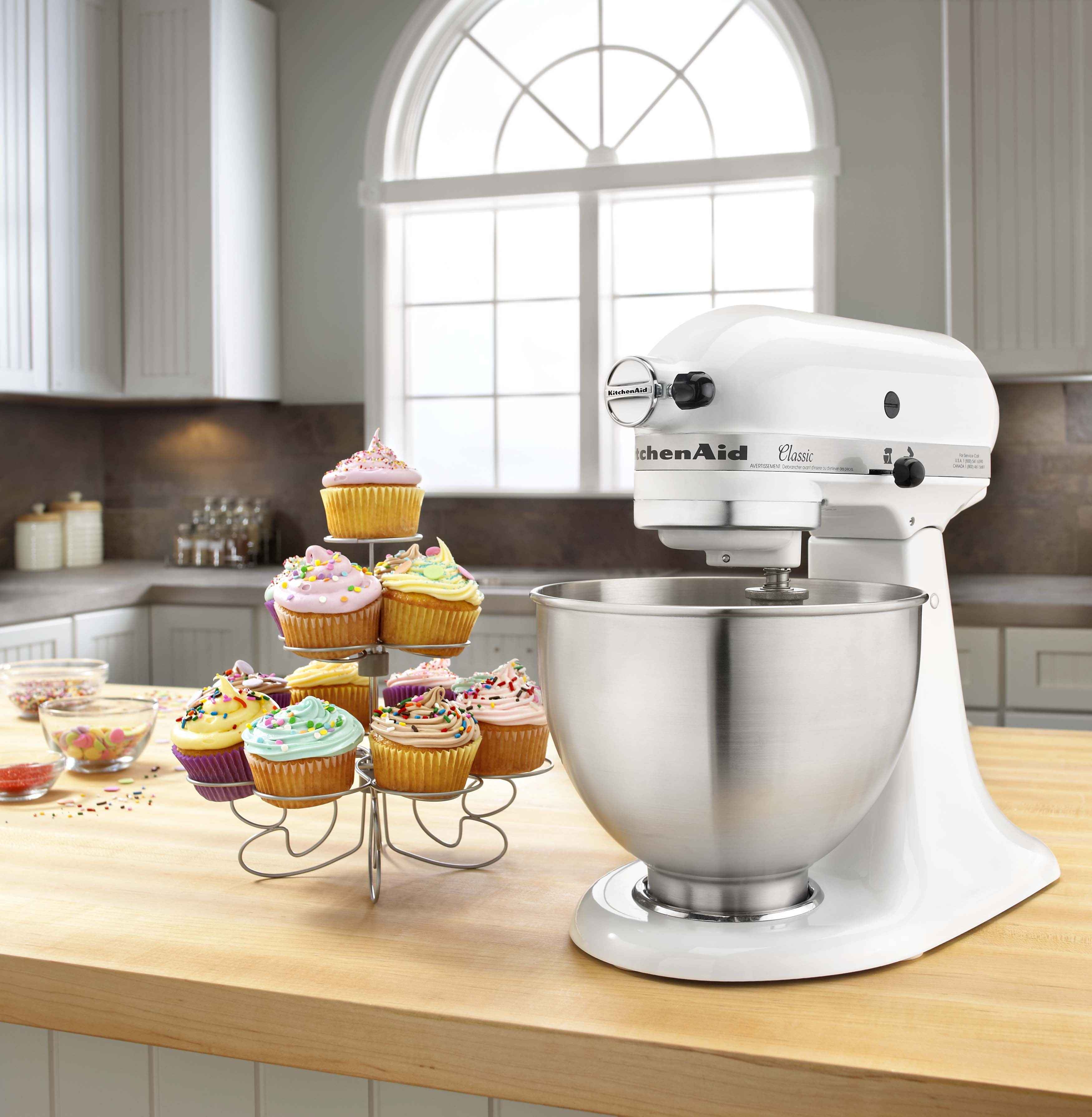 KitchenAid Classic ホワイトミキサー KitchenAid Classic Series 4.5 Quart Tilt-Head Stand Mixer