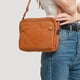 thumbnail image 3 of Bolso bandolera Minnieouse de PU cómodo y seguro marrón claro, 3 of 6