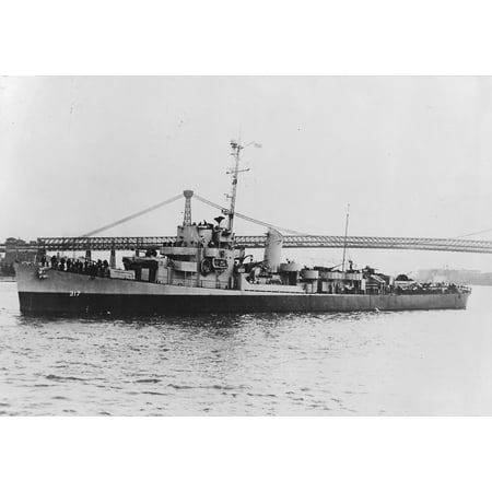 LAMINATED POSTER The U.S. Navy destroyer escort USS Joyce (DE-317) in harbour during the Second World War, after bein Poster Print 24 x (Best Destroyer Ship In The World)