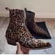 thumbnail image 2 of Nuevas botas pull-up con cremallera lateral de corte alto hasta el tobillo con estampado de leopardo y puntas puntiagudas para botas cortas para hombre, Unisex, 2 of 4