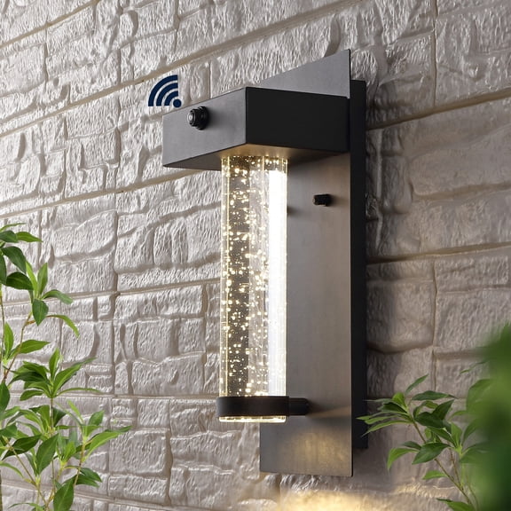 JONATHAN Y Horizone 5.5" 1-Light Minimalist Industrial Iron/Seeded Glass with Dusk-to-Dawn Sensor Integrated LED Outdoor Sconce, Black
