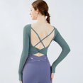 thumbnail image 4 of Yoga de manga corta con copa integrada, Tops cortos, cultivos de gimnasia, Pilates, entrenamiento, ropa deportiva activa, espalda entrecruzada, 4 of 5