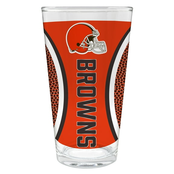 Cleveland Browns 16 ounce team pint glass with Gameball graphic