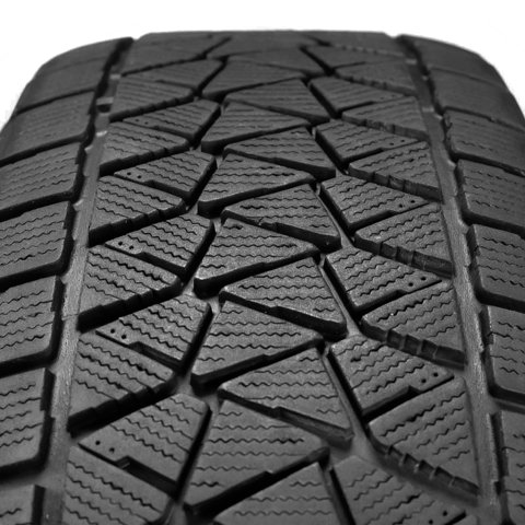 Bridgestone Blizzak DM-V2 285/50R20 116T simolary.com 13 Bridgestone Blizzak DM-V2 285/50R20 116T Simolary simolary.com 13