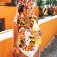 thumbnail image 4 of Paquete de 16 Collares de Flores Hawaianas JM para Fiestas Temáticas en la Playa, 4 of 5