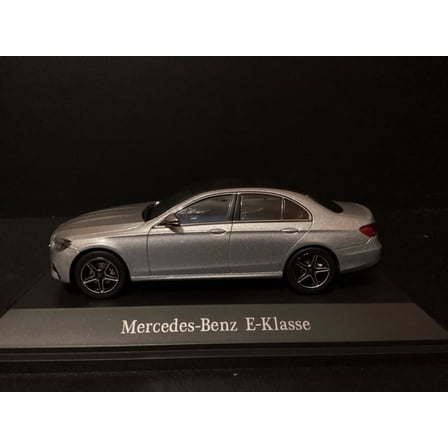 Mercedes Benz E-class W213 2017 Dealer Edition in 1/43 scale