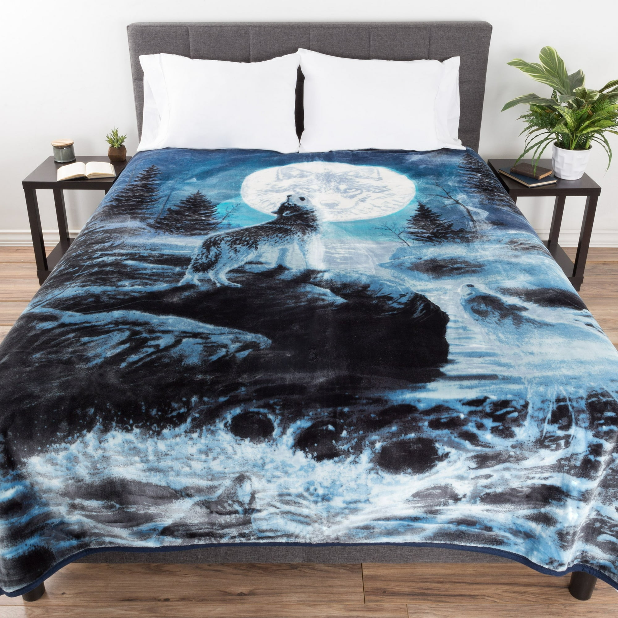 Lavish Home Heavy Fleece Howling Wolf Pattern Plush Thick 8 Pound Faux Mink Soft Blanket for Couch Sofa Bed 74 x 91 Multicolor Walmart