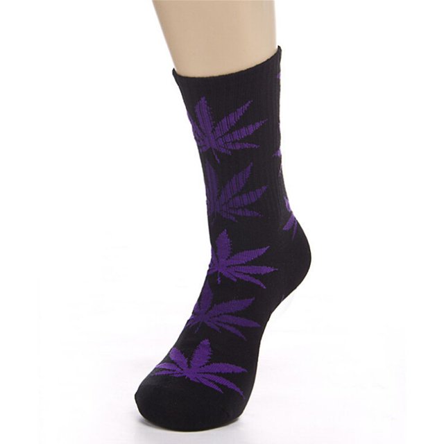 Maoww Maple Pattern Sport Socks Leisure Breathable Unisex Tube Socks