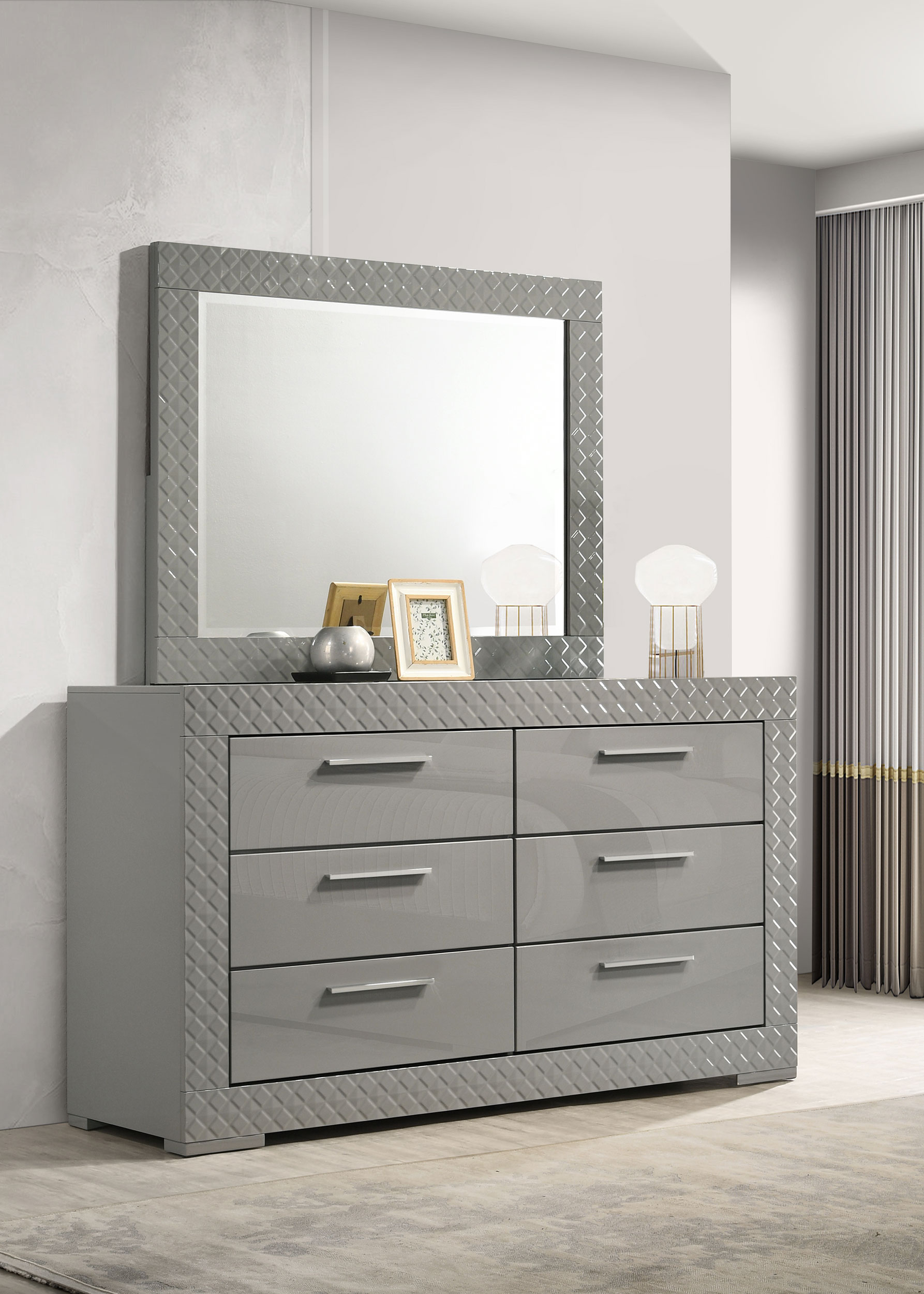 slim fit dress slacks Culverbach - 5 Pc. - Dresser, Mirror, Queen Upholstered Bed, 2 Nightstands  - Gray main image 0