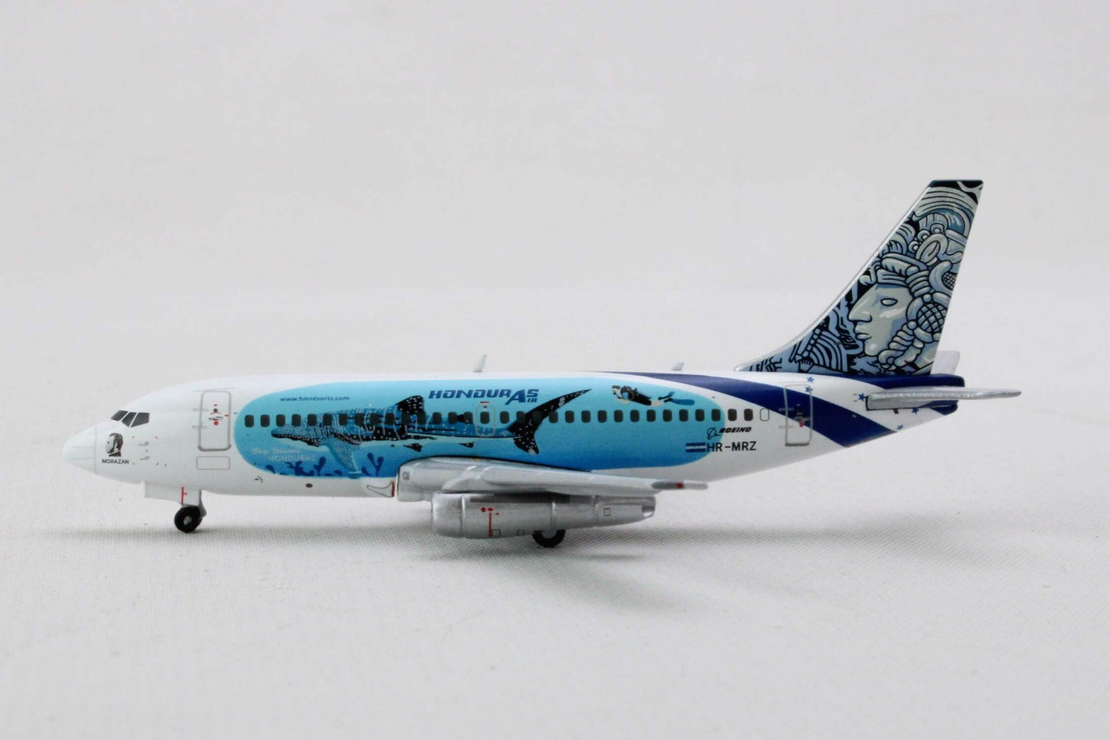 Boeing 737-200 Commercial Aircraft "Aviatsa Honduras" (HR-MRZ) White w/Blue Graphics 1/400 Diecast Model Airplane by GeminiJets