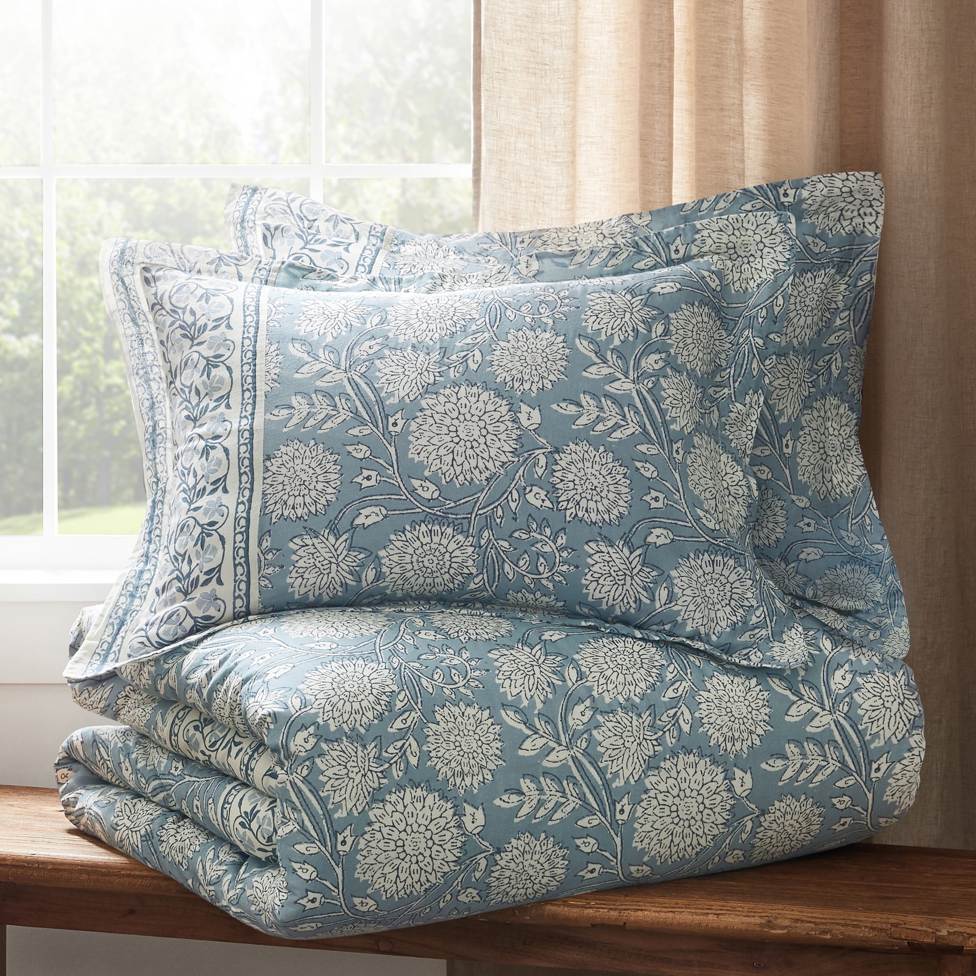 Levtex Home - Adare Blue Duvet Cover Set - Full/Queen Duvet Cover + Two Standard Pillow Cases - Bordered Floral - Blue, Navy and White - Duvet Cover (90 x 94in.) and Pillow Case (26 x 20in.) - Cotton
