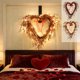 thumbnail image 1 of Guirnalda de corazón de San Valentín con luces - Decoración colgante de plástico rojo para bodas, compromisos, aniversarios y fiestas, 1 of 9