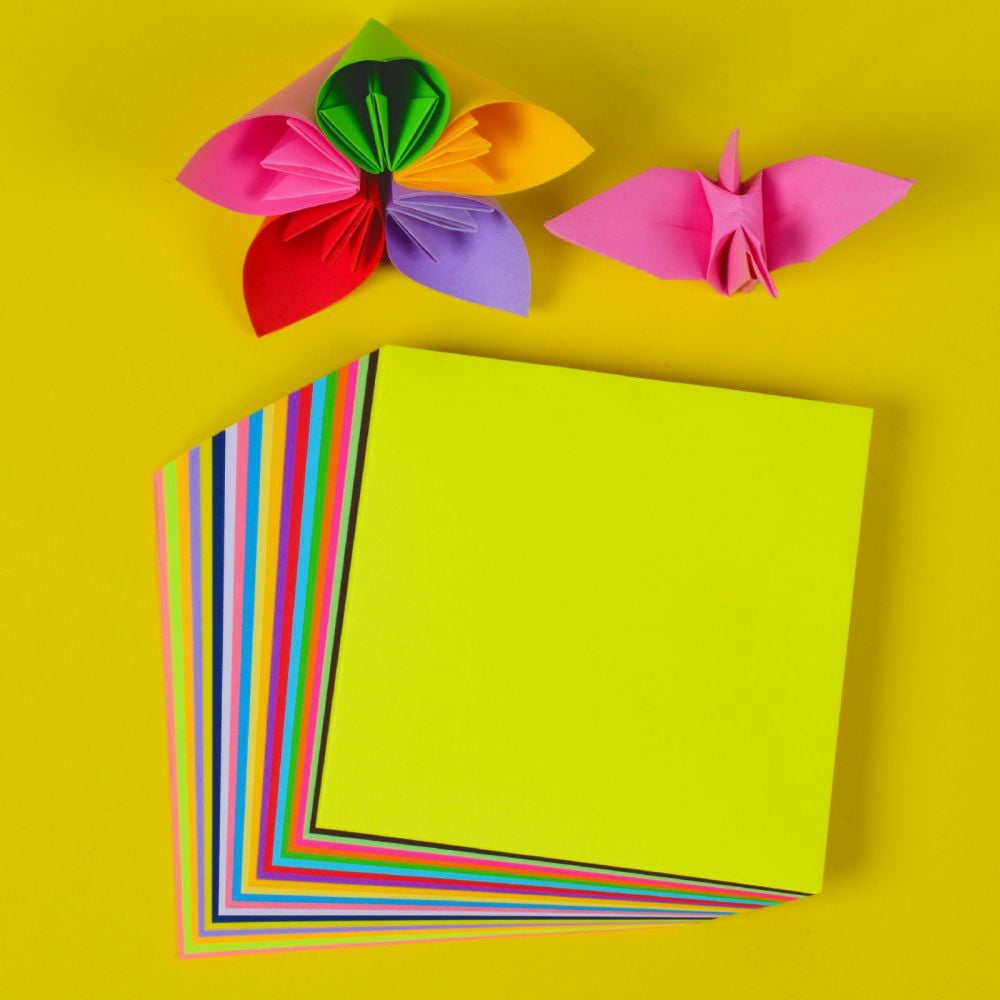 200 Sheets Origami Paper Handmade Folding Paper for School DIY and Arts & Crafts Mixed color 150x150x19.5mm 20 colors 200 sheets/bag