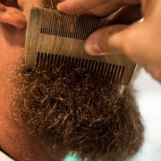 Cremo Beard Comb - Each (Packaging May Vary)