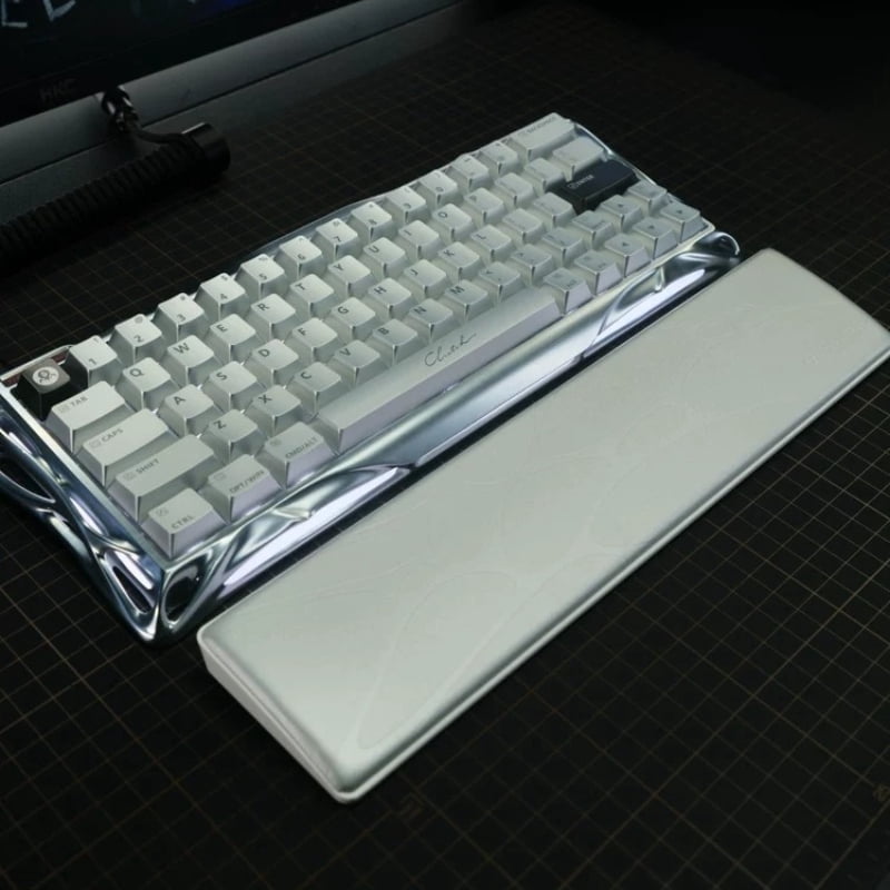 Gravastar Gravity Planet Silicone Wrist Rest for V60 Keyboard, Ergonomic Magnetic Palm Rest Pad
