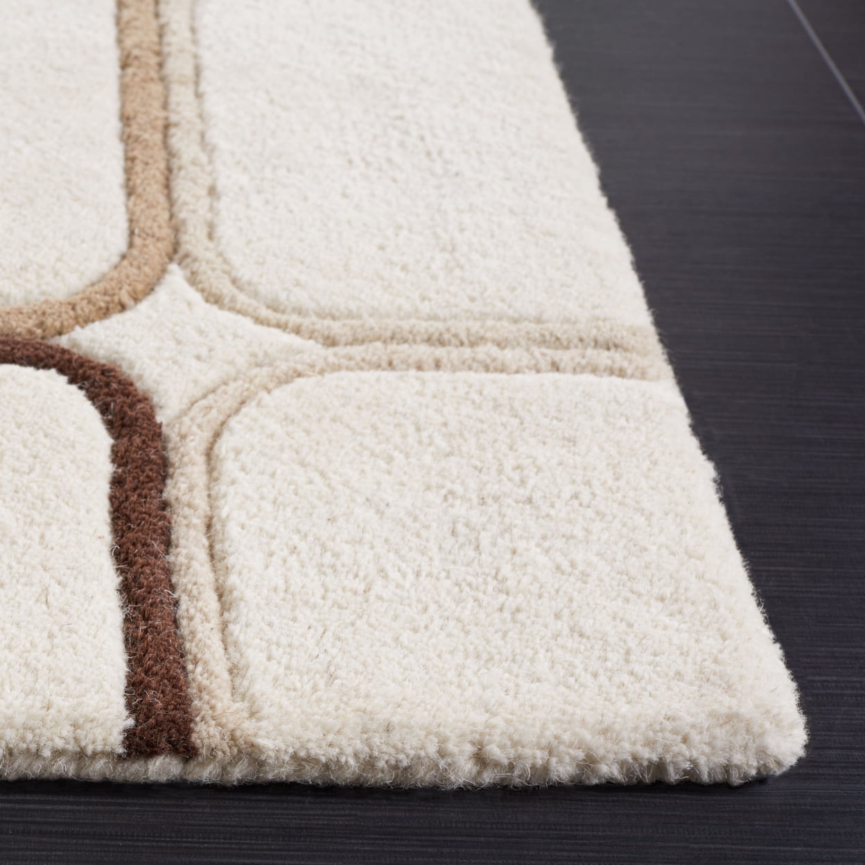 SAFAVIEH Soho Phoebe Geometric Wool Runner Rug, Ivory/Multi, 2'6" x 6'