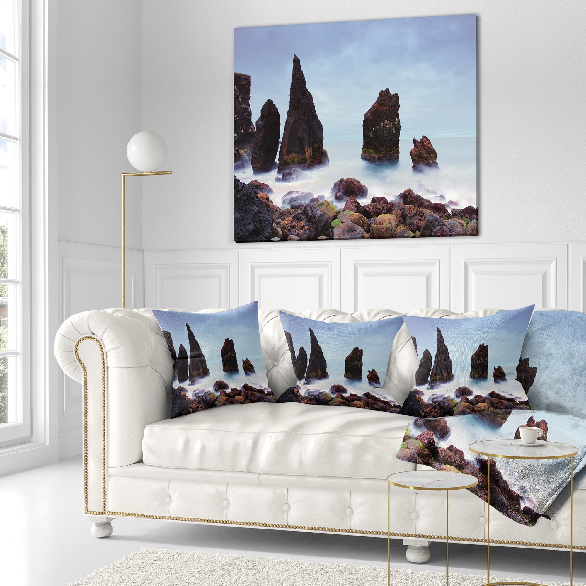 Designart Sharp Rocky Coastline Raykjanes - Seashore Throw Pillow - 16x16