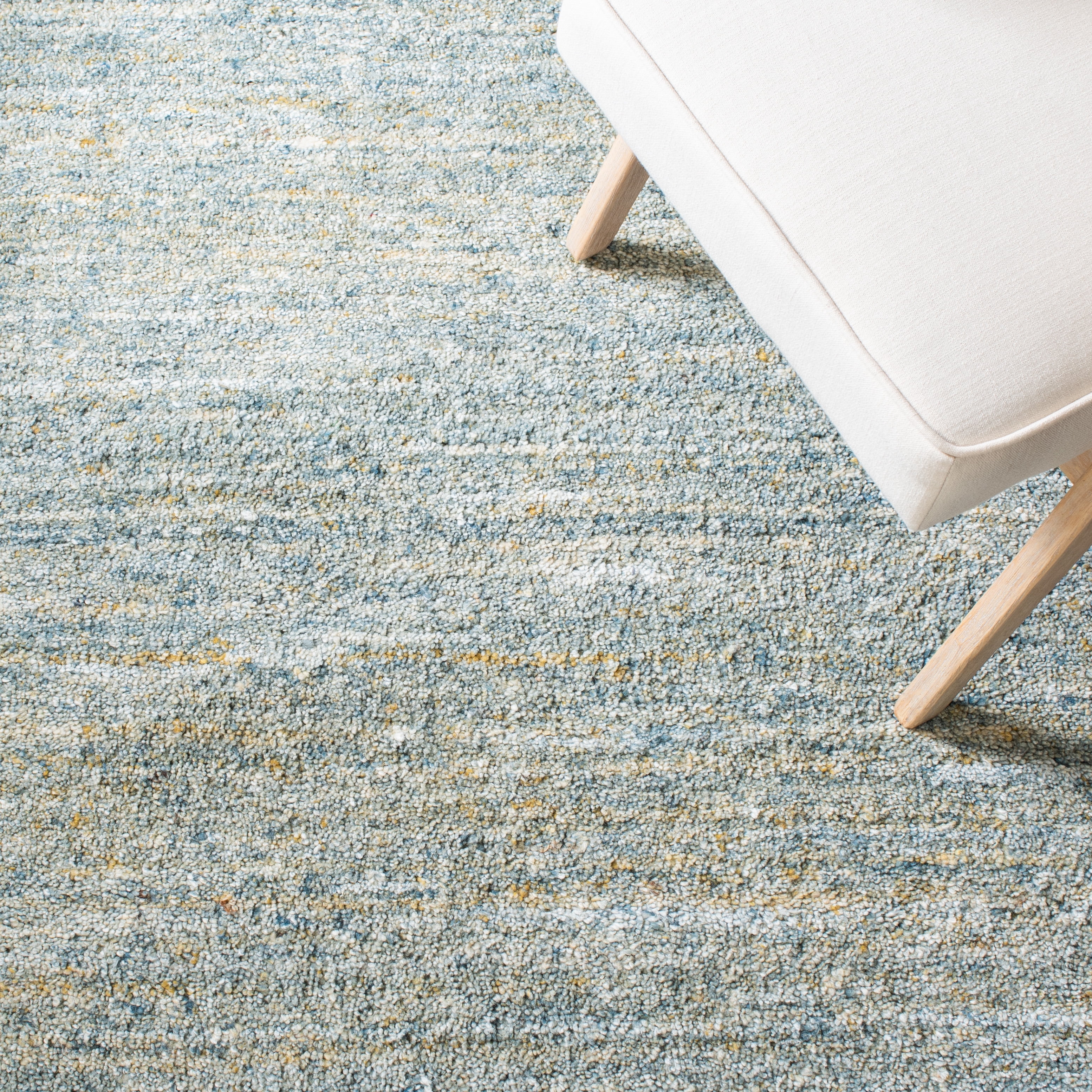 Safavieh Himalaya Flanagan Solid Area Rug, Blue/Olive, 10' x 14'