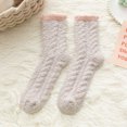 thumbnail image 3 of Calcetines Invierno Antideslizantes para Mujer: Calcetines de Casa Termicos Cálidos para Mujer Calcetines Gruesos para Dormir Regalos para Navidad 5 Pares 35-41, 3 of 5