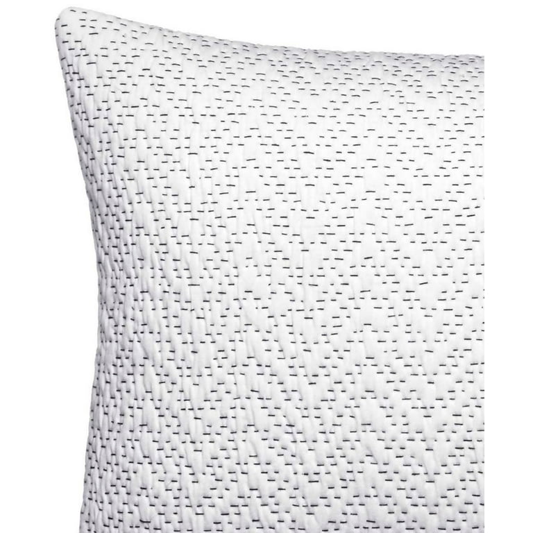 Vera wang throw clearance pillows