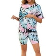 thumbnail image 1 of Conjuntos de pijamas deportivos para mujeres INSPIRE CHIC, camiseta de manga corta y pantalones cortos, teñido anudado verde, talla XX-Large, 1 of 6