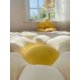 thumbnail image 2 of Almohada de flores Cojines decorativos Almohada linda en forma de flor Almohada de felpa de flores Cojines decorativos para niñas adolescentes Cojines lindos amarillo y blanco, 2 of 3