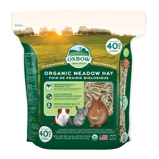 SWEET MEADOW FARM Straw Small Pet Bedding, 6-lb box 