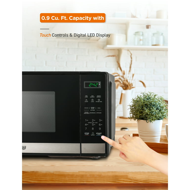 COMMERCIAL CHEF 0.7 Cu. Ft. Countertop Microwave with Digital