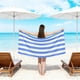 thumbnail image 4 of Toalla de playa de microfibra – Terciopelo de doble cara, secado rápido, suave, absorbente y sin arena, ideal para viajes, piscina, natación o acampada., 4 of 6