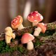 thumbnail image 5 of ColoMX 7 pequeñas figuras de hongos de resina, esculturas de hongos, estatuas, decoraciones de jardín de hadas, microadornos paisajísticos (estilo mixto), 5 of 8