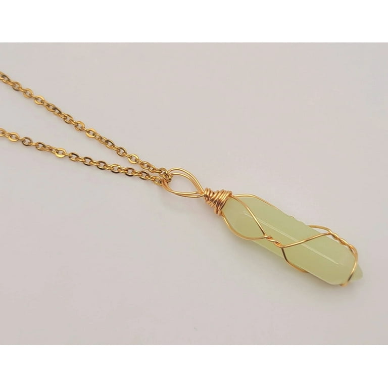 Dark store crystal pendant
