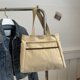 thumbnail image 2 of Bolso de mano informal coreano de gran capacidad, de moda, primavera 2025, nuevo y versátil, con un solo hombro y bandolera., 2 of 5