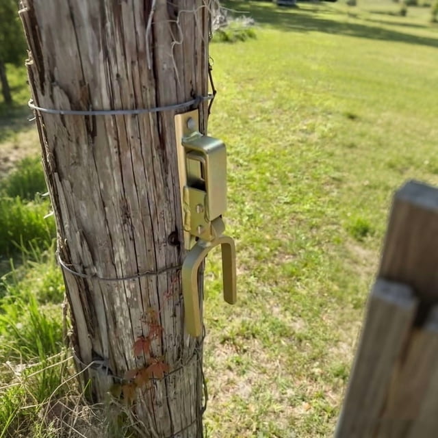 Uklsqma Instant Locking Gate Closing Device | Heavy-Duty Rust-Resistant Steel Spring Gate Latch | One-Hand Operation Secure Lock for Farm Ranch Garden Gates | Durable Weatherproof Livestock Fe