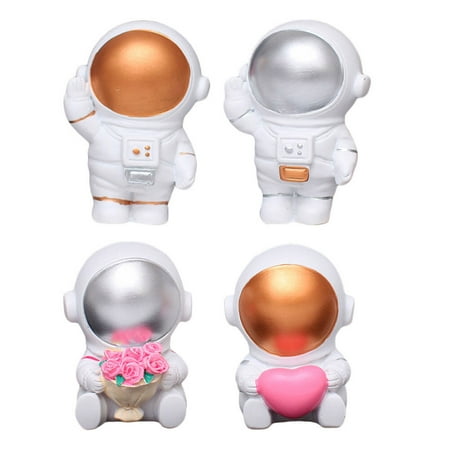 

NUOLUX 4Pcs Exquisite Astronaut Adornments Lovely Spaceman Ornaments Cake Decorations