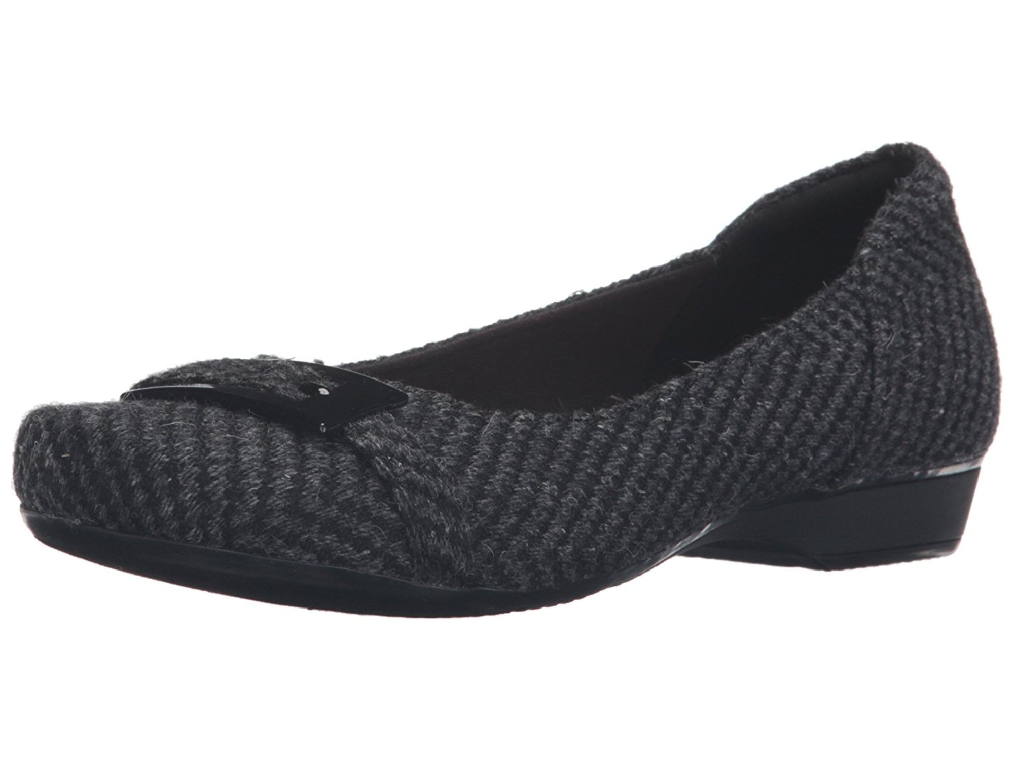 casual flats by clarks